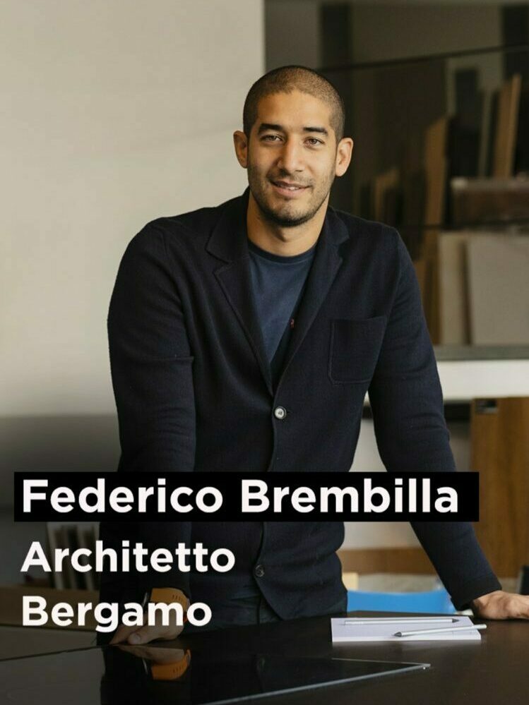 Architetto di Atrio Bergamo, specializzato in ristrutturazioni chiavi in mano e progettazione personalizzata per spazi residenziali e commerciali.